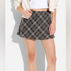 Wild Fable Plaid Mini Skirt in Black and Gray C198